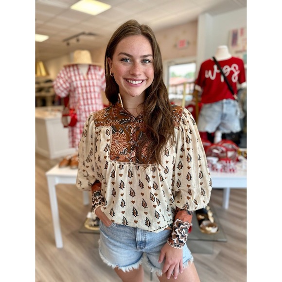 FARM Rio Ainika Cotton Floral Blouse.Beige Cream. Sz XS $198. NWOT - Picture 2 of 16